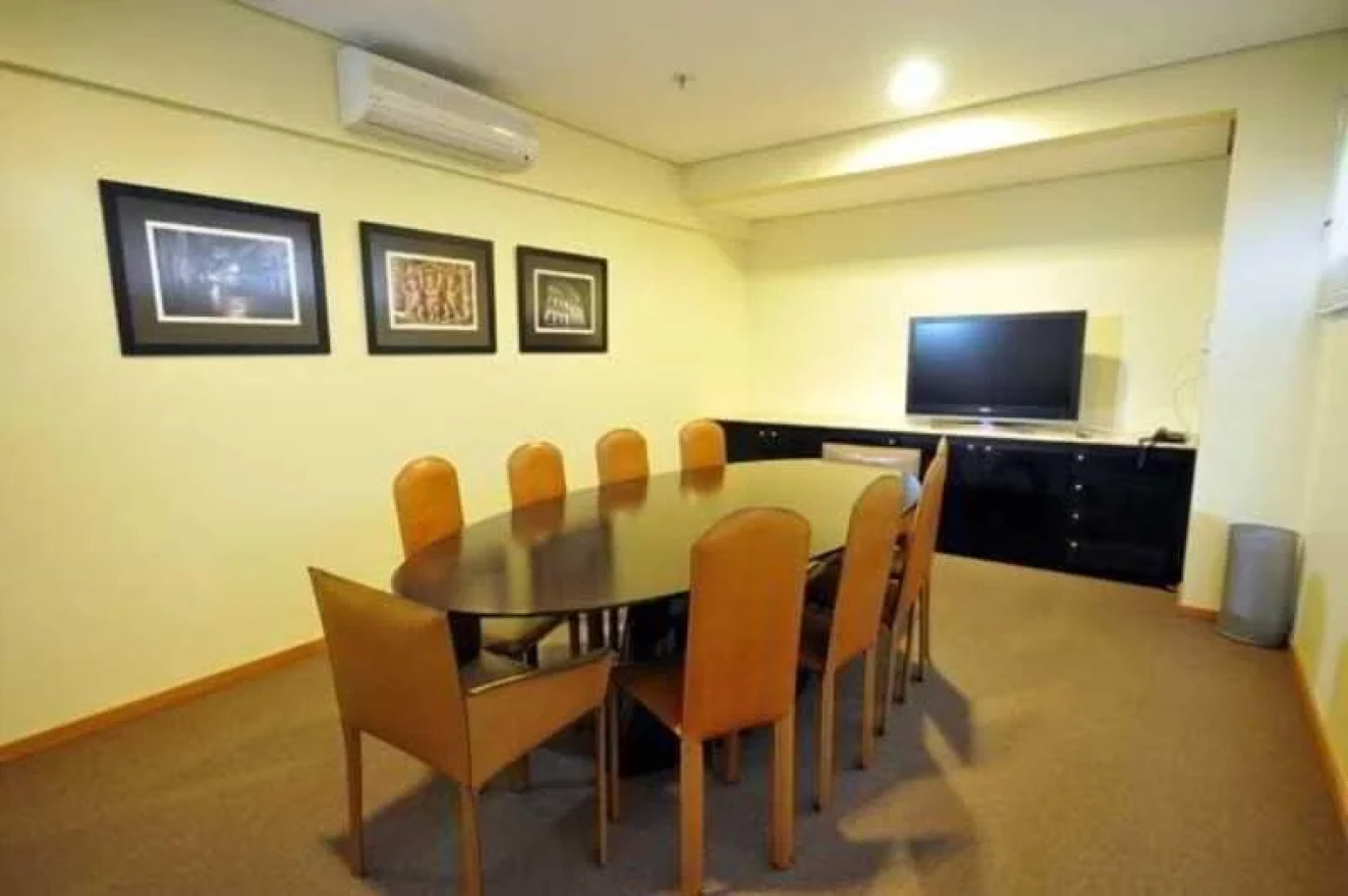 L'Authentique Cristal Hotel