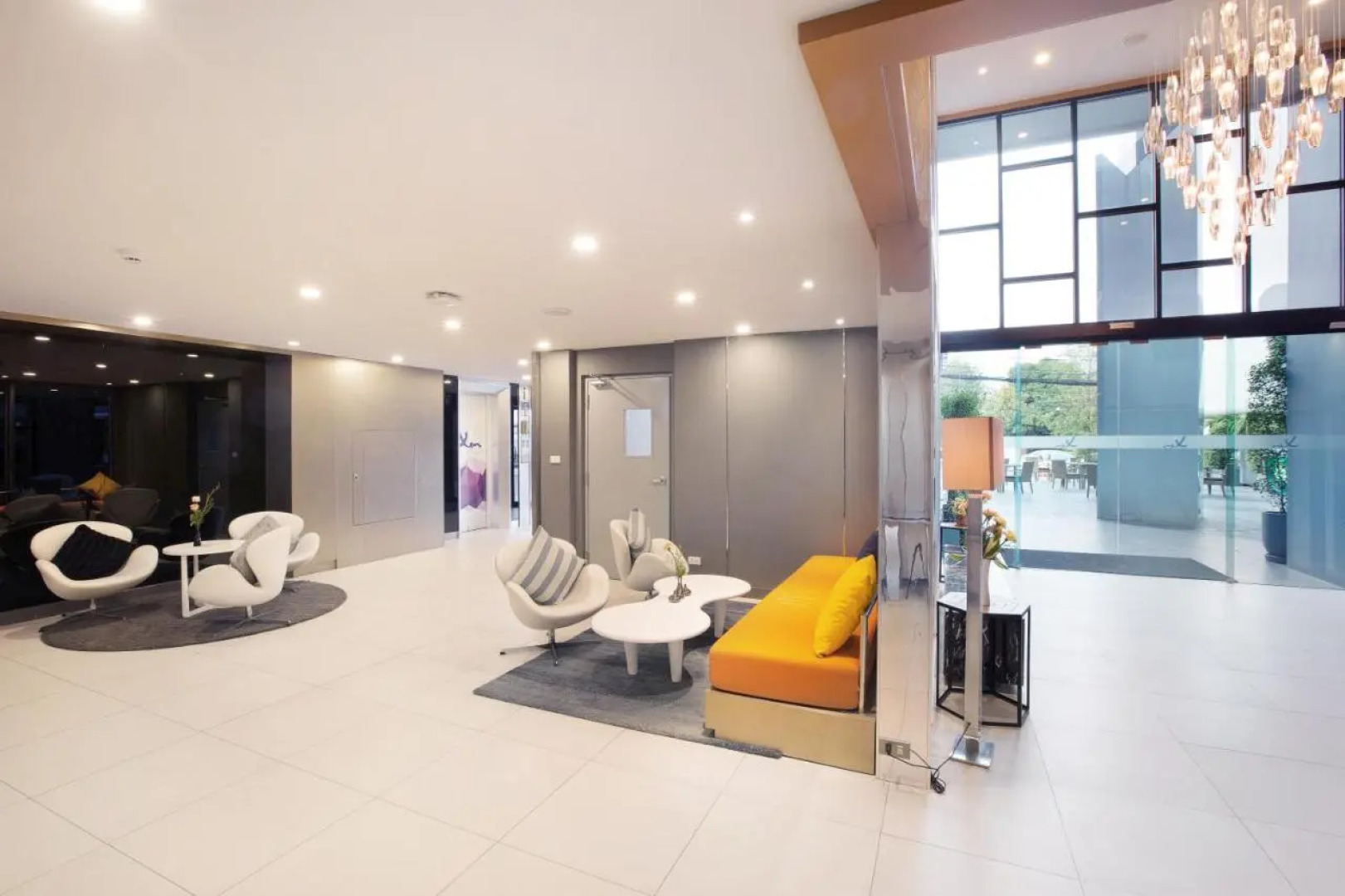 Отель Xen Hotel Nakhon Pathom