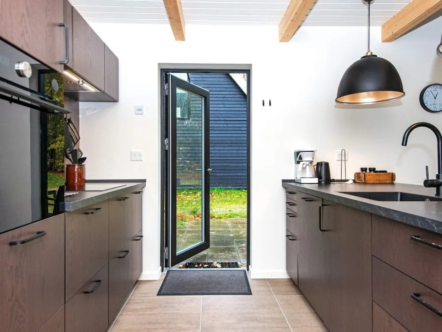 6 Person Holiday Home in Hovborg