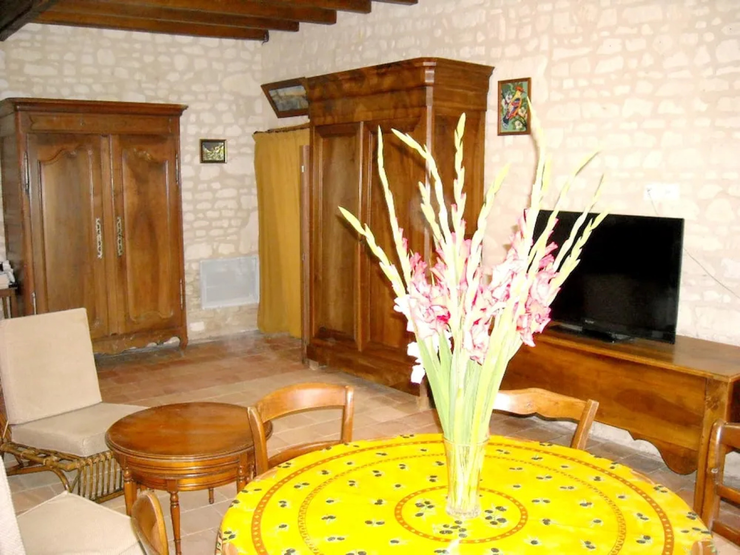 House With 2 Bedrooms in Bournand, With Furnished Garden and Wifi
