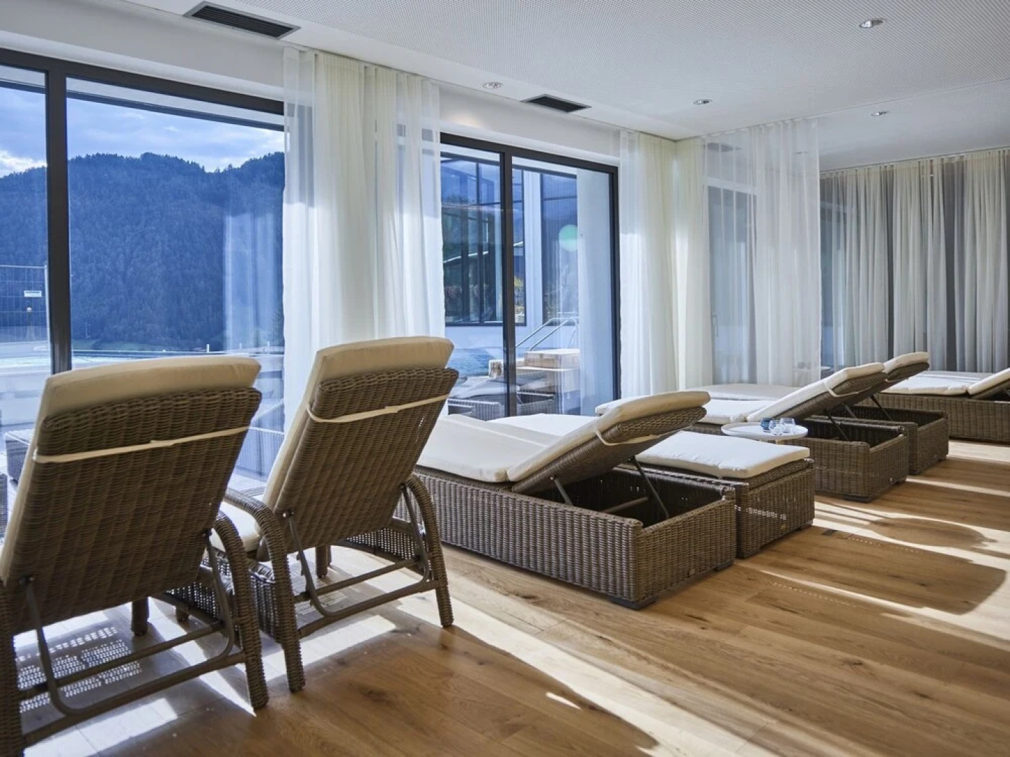 Luxurious Apartment with Swimming Pool in Matrei