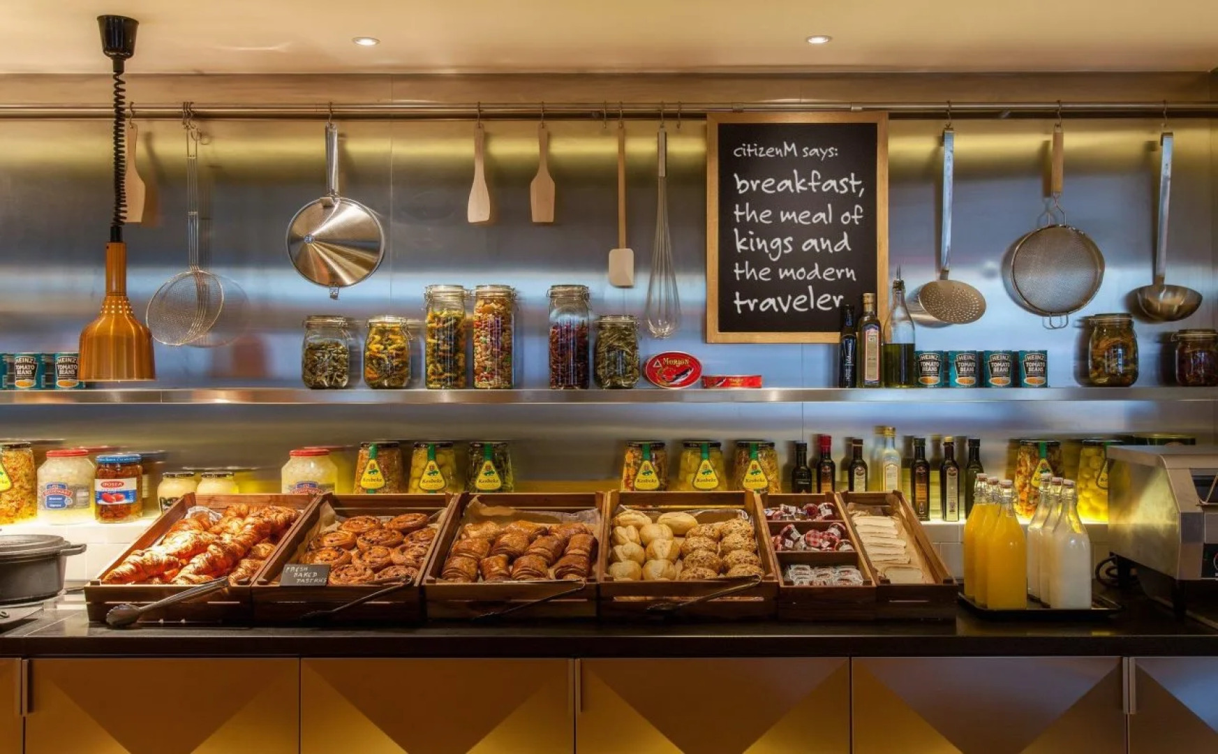 citizenM Schiphol Airport