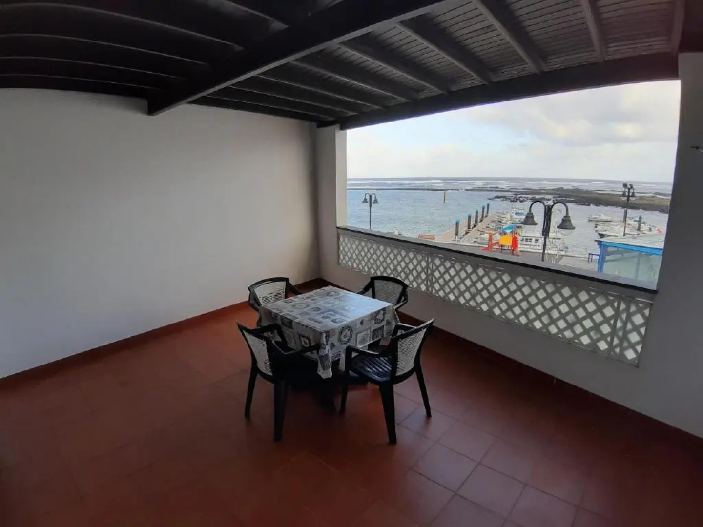 Orzola frente al mar