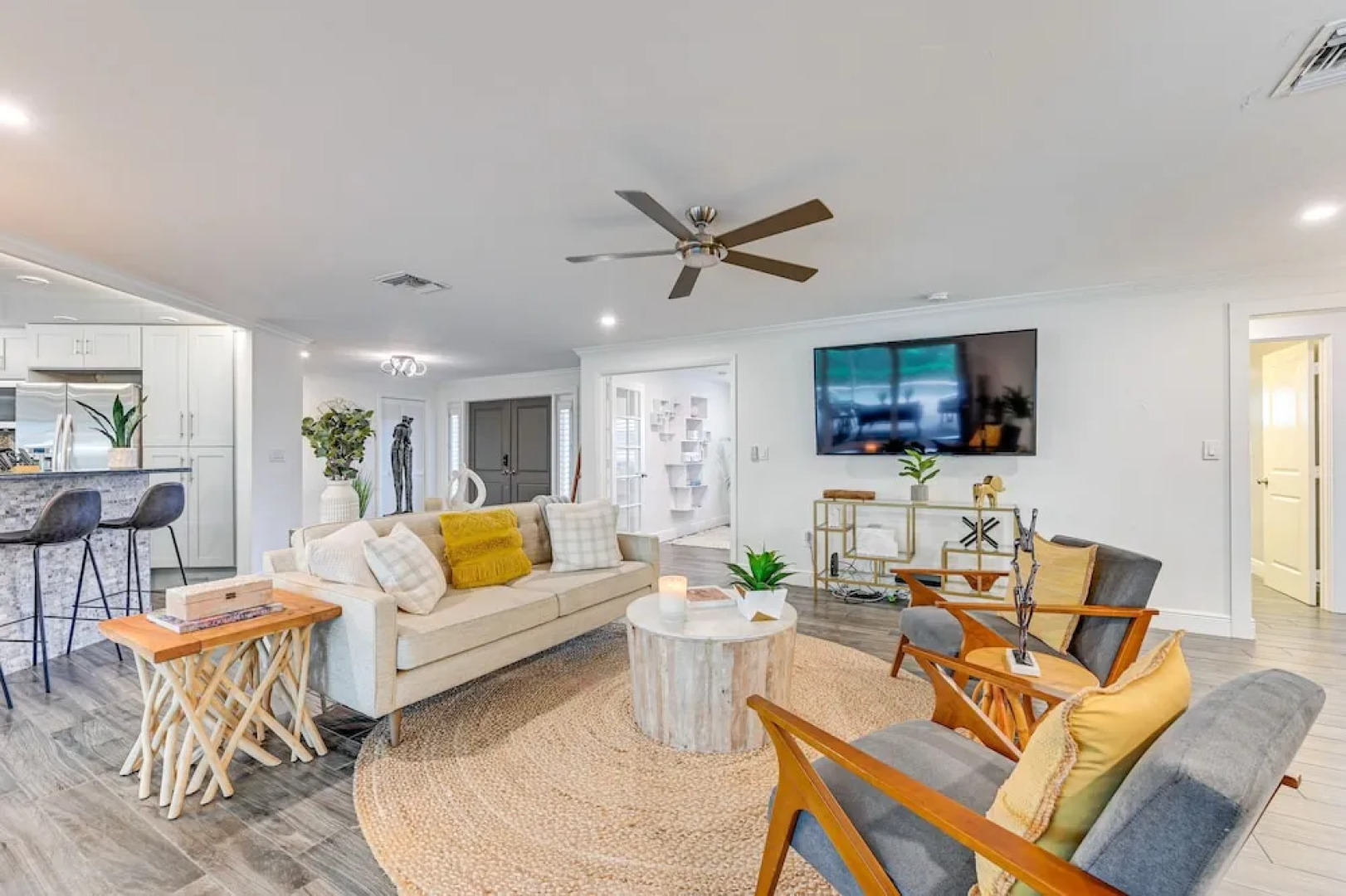 Upscale Naples Outdoor Getaway ~ 4 Miles to Beach