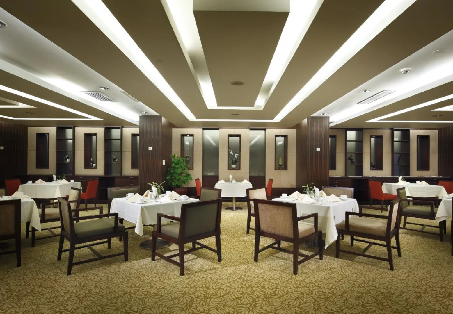 Dong Fang Hotel Guangzhou