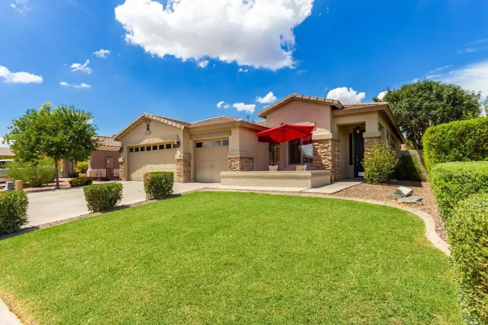 Dublin Gilbert 4 Bedroom Home by RedAwning, Gilbert