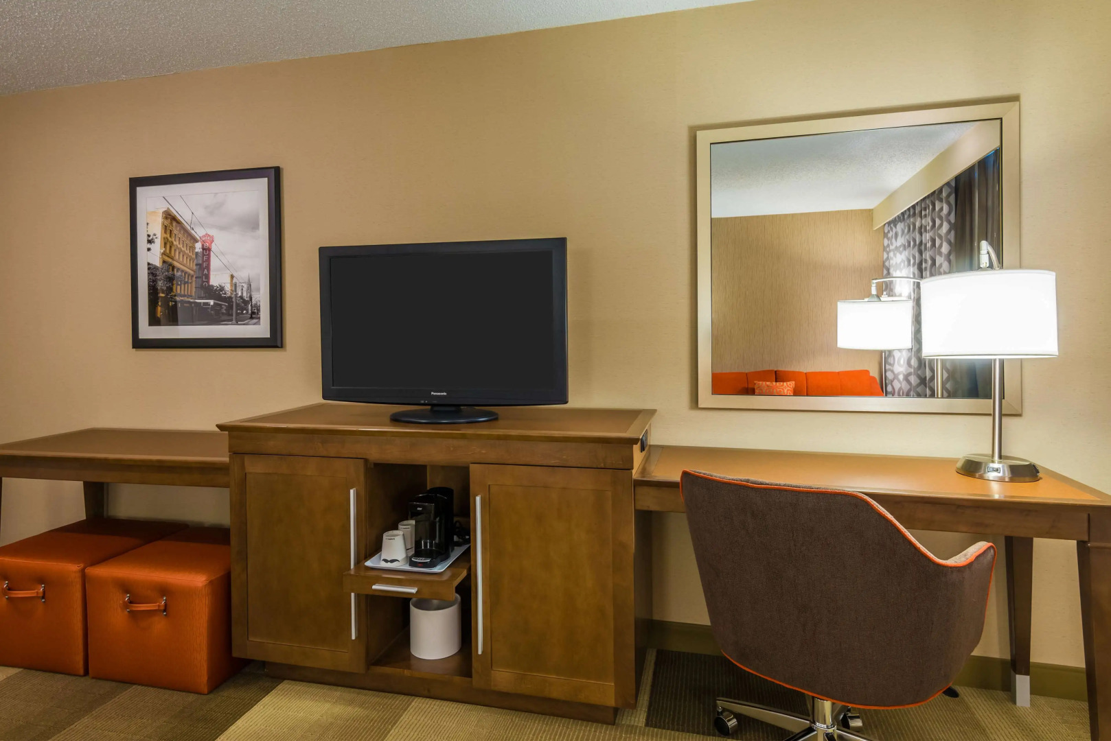 Hampton Inn Buffalo-Airport / Galleria Mall