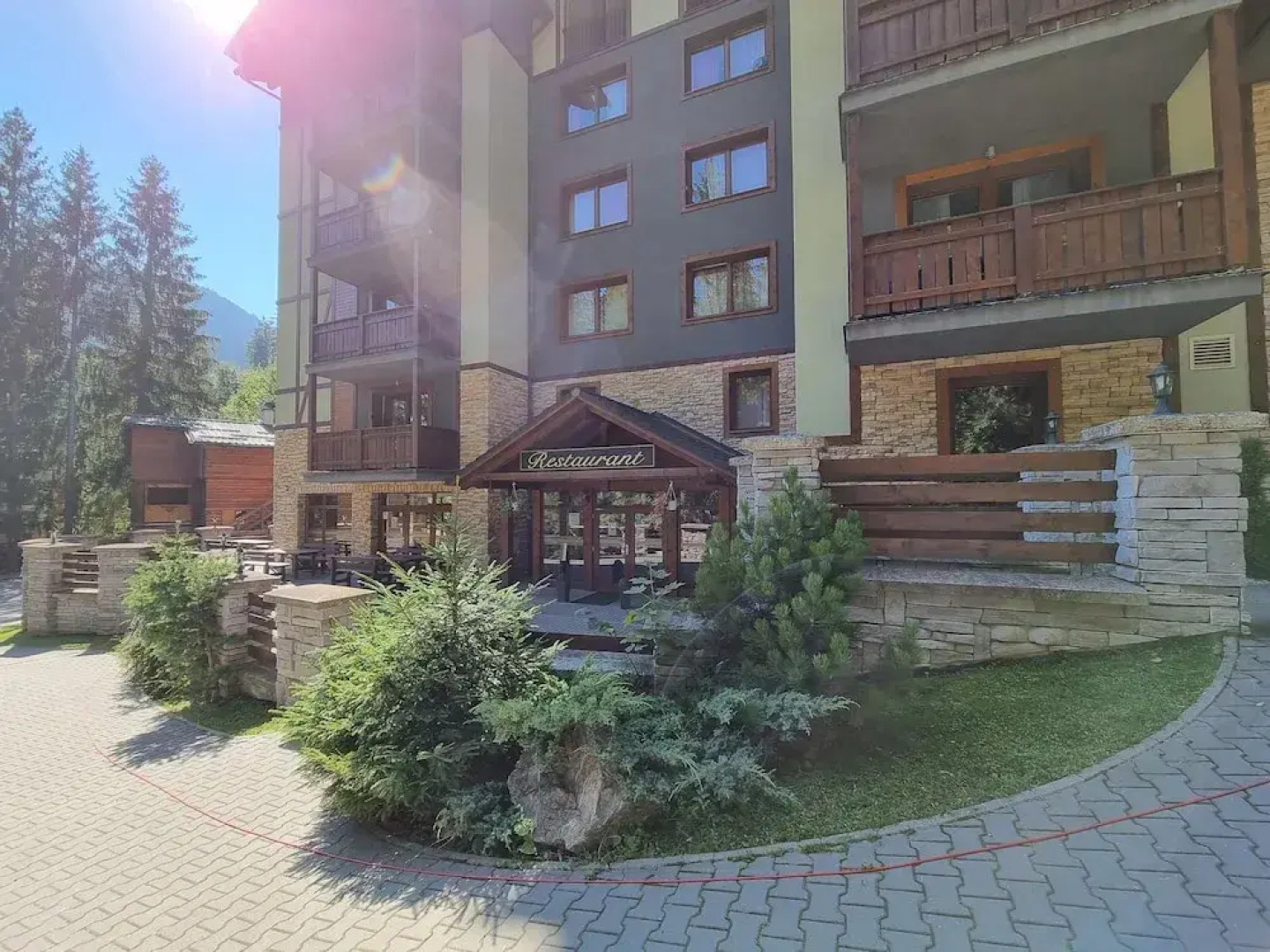 Fatrapark 2 Apartments House