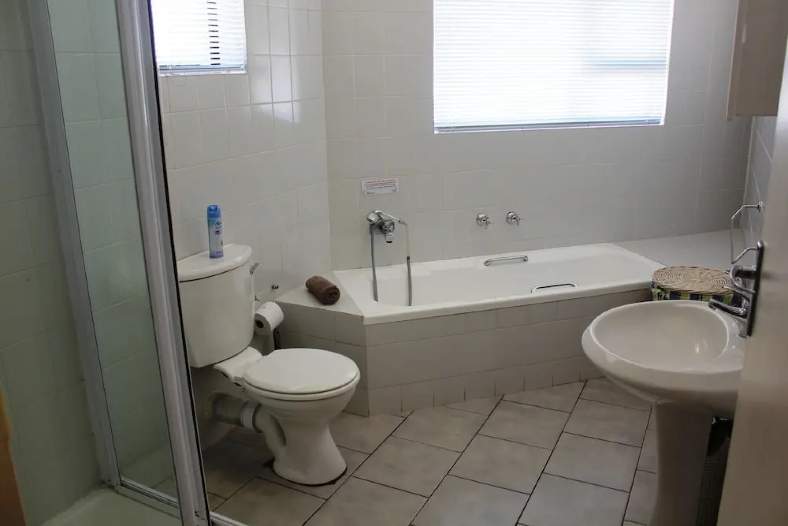 8 Vila Self Catering