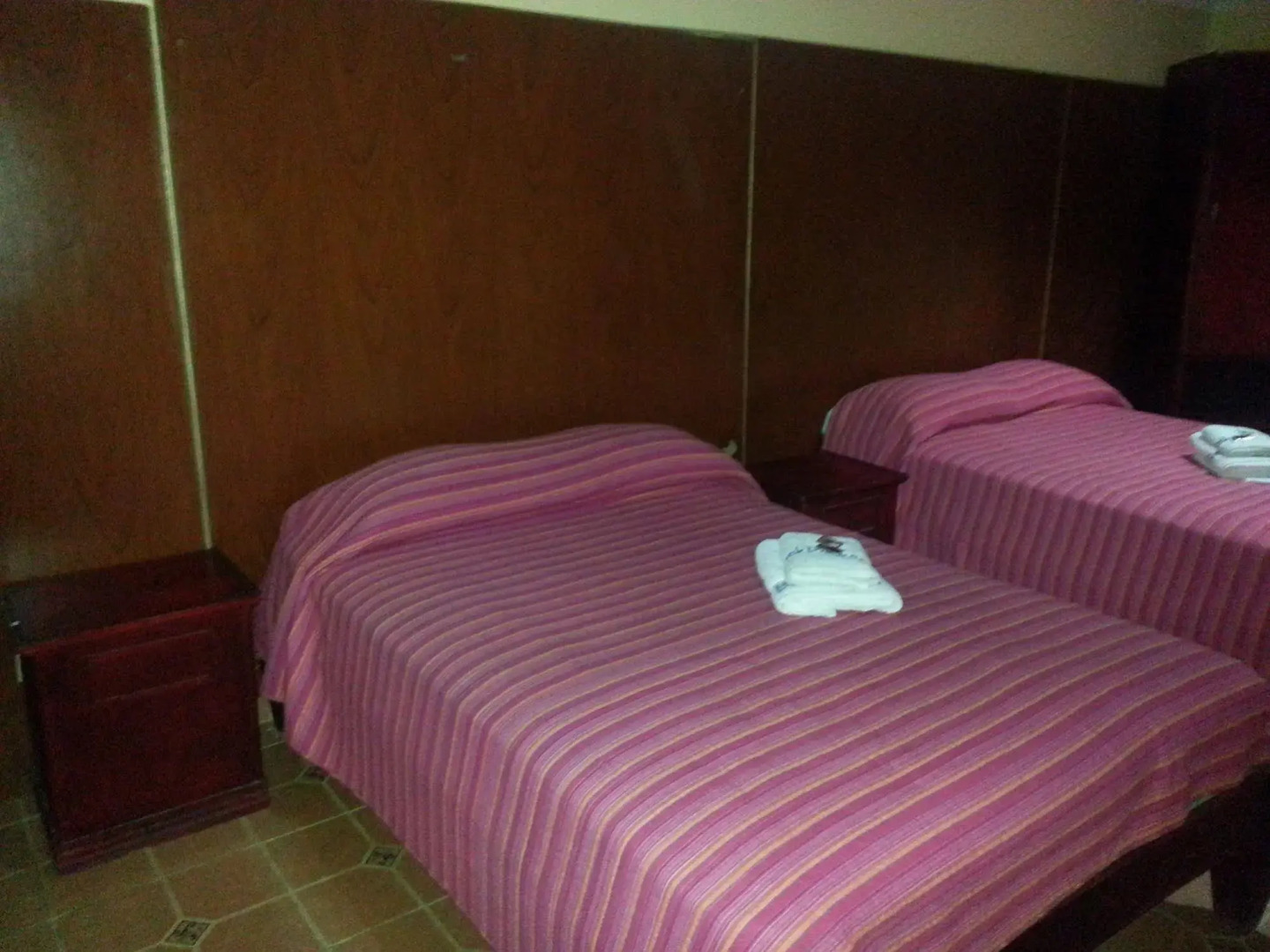 Express Inn Panama International Airport Hostel