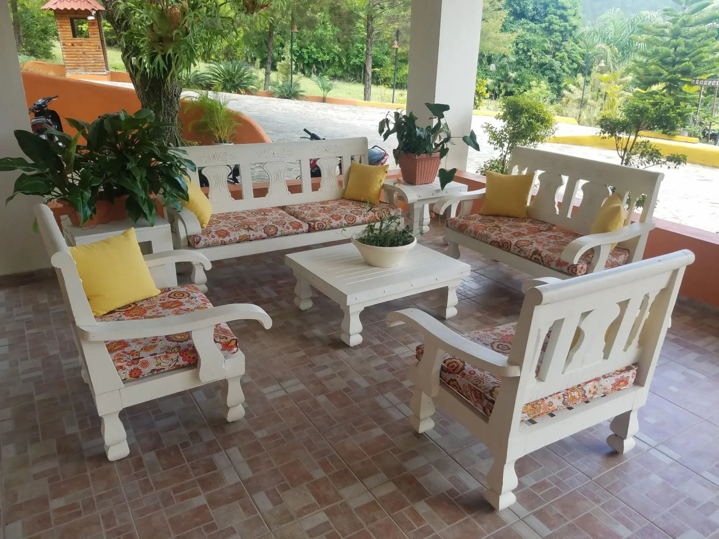 Jarabacoa River Club