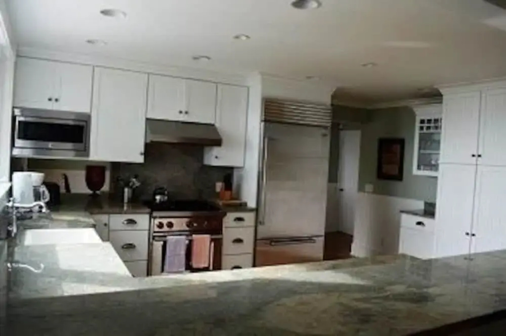 Sealight - Six Bedroom Home