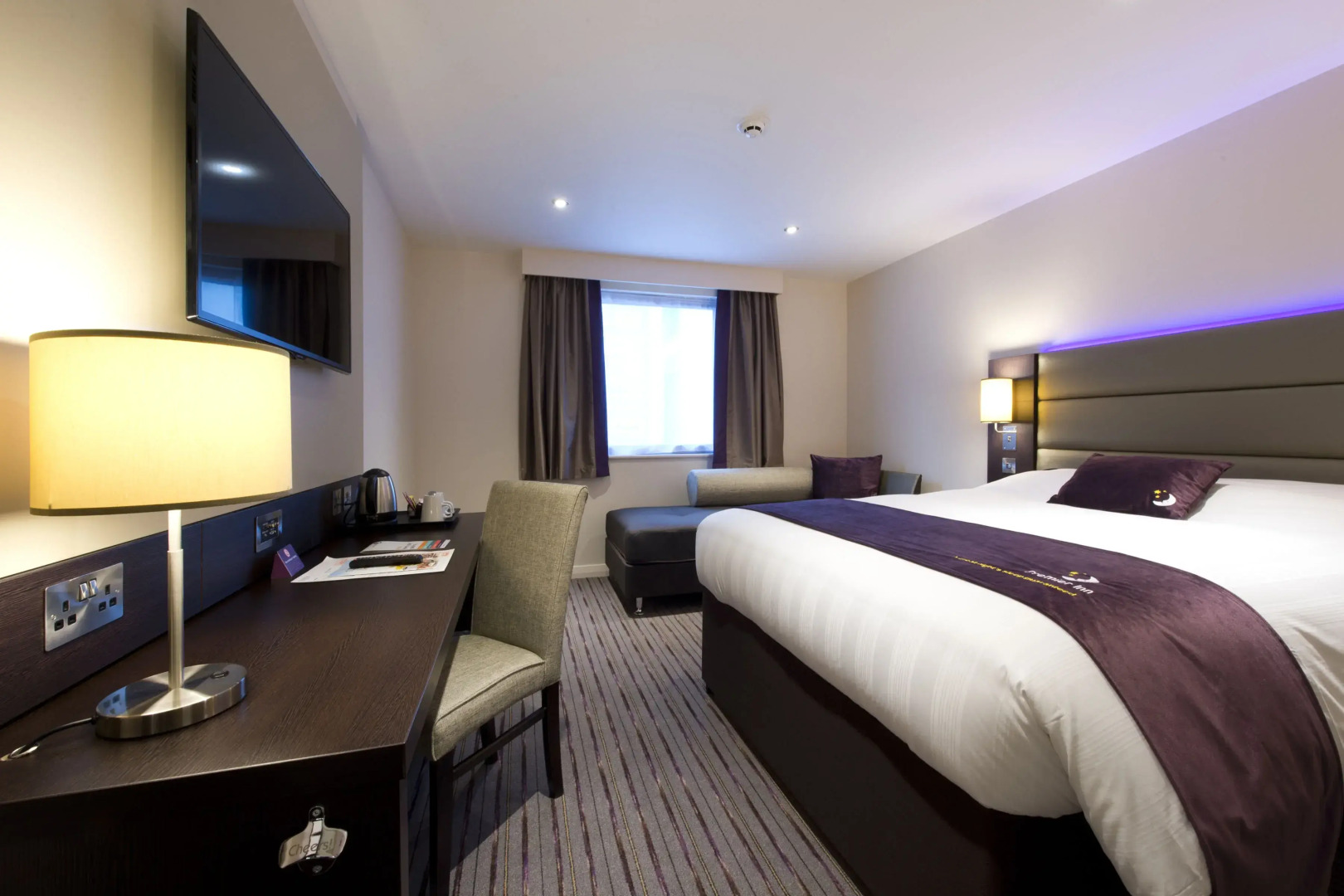 Premier Inn Slough Central South