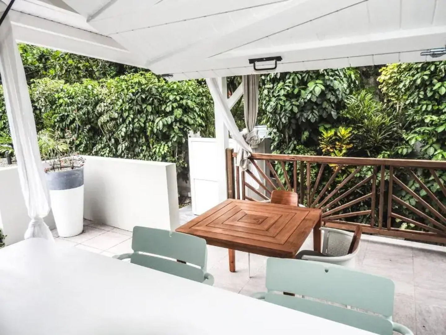 Complexe de deux bungalows de standing