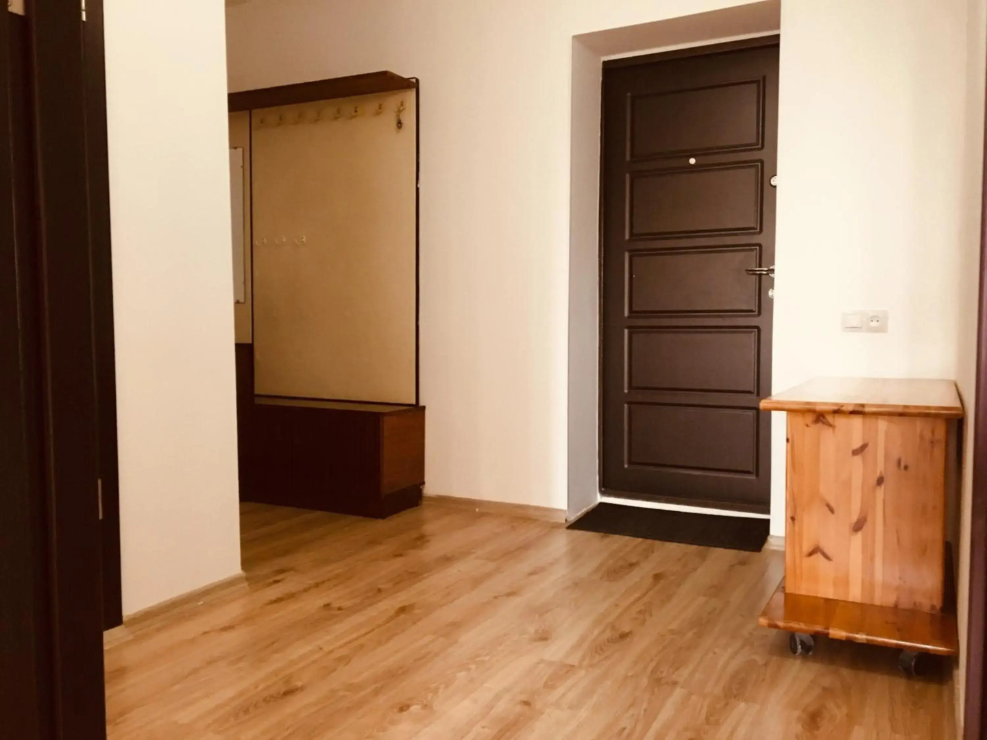 Clean apartment on Lunacharskogo street
