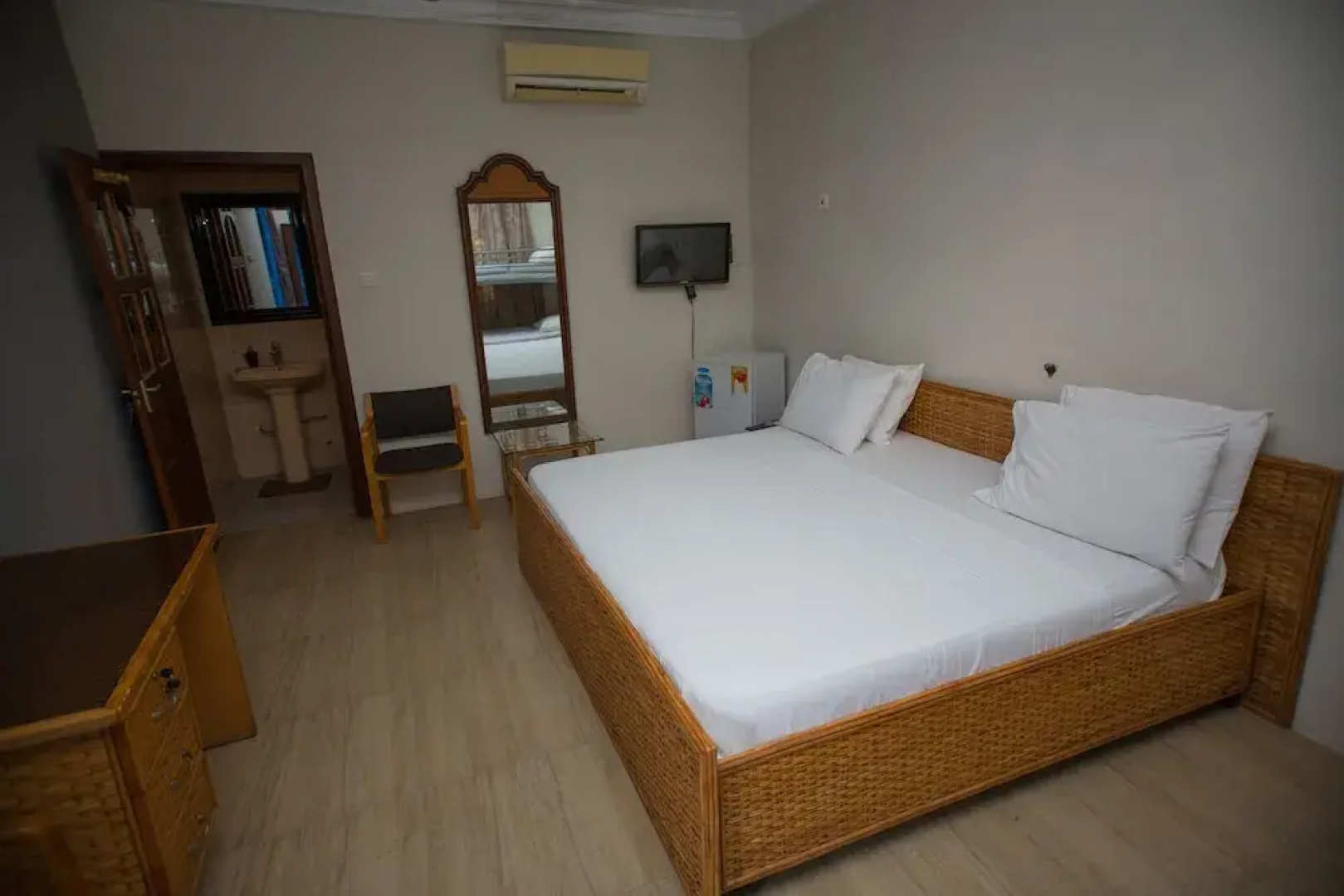 Aborigines beach resort