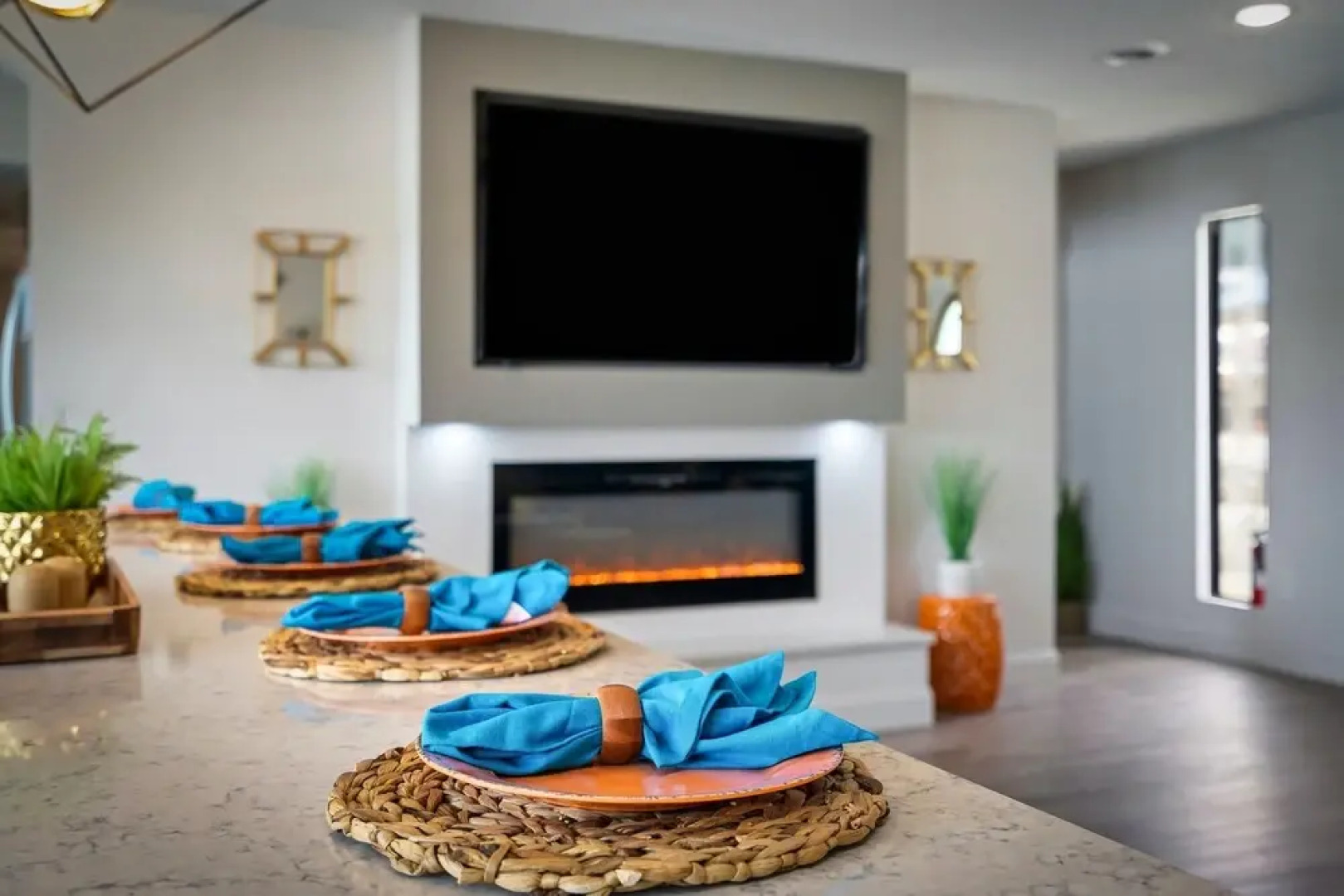 Luxury Lakehouse 4 Bedroom Home by Redawning