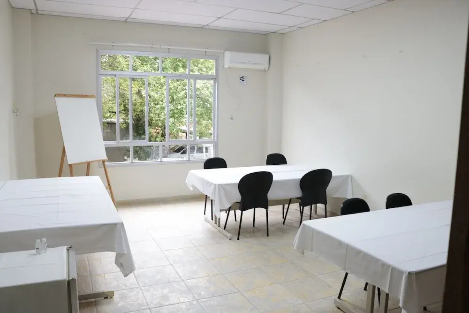 Soratur Hotel & Coworking
