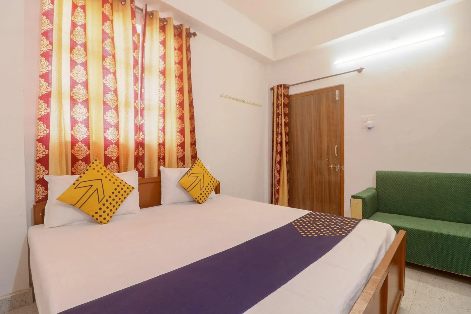 SPOT ON 61224 Hotel Om Kanha