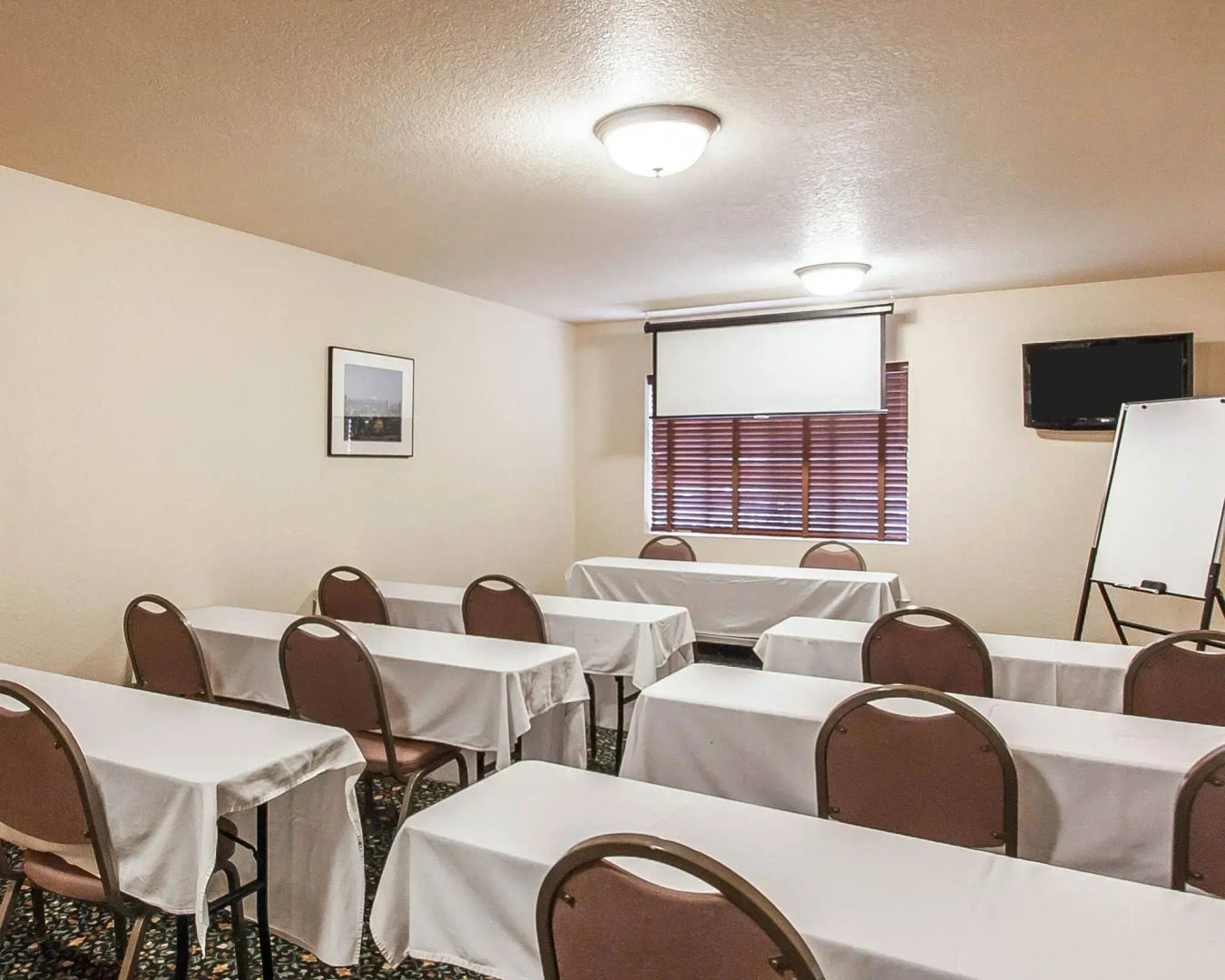 Comfort Inn & Suites Tualatin - Lake Oswego South