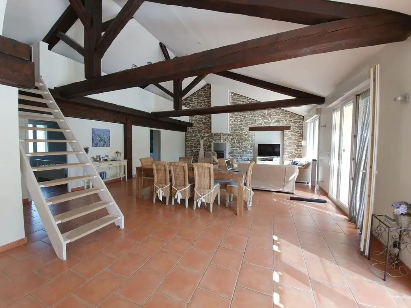 Spacious Villa With Private Swimming Pool in Marseillette