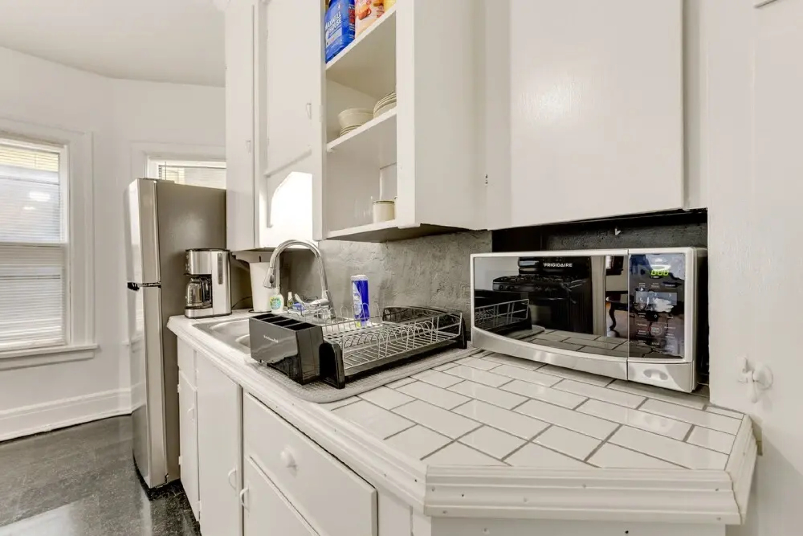 Charming Buffalo Apartment: 2 Mi to Downtown
