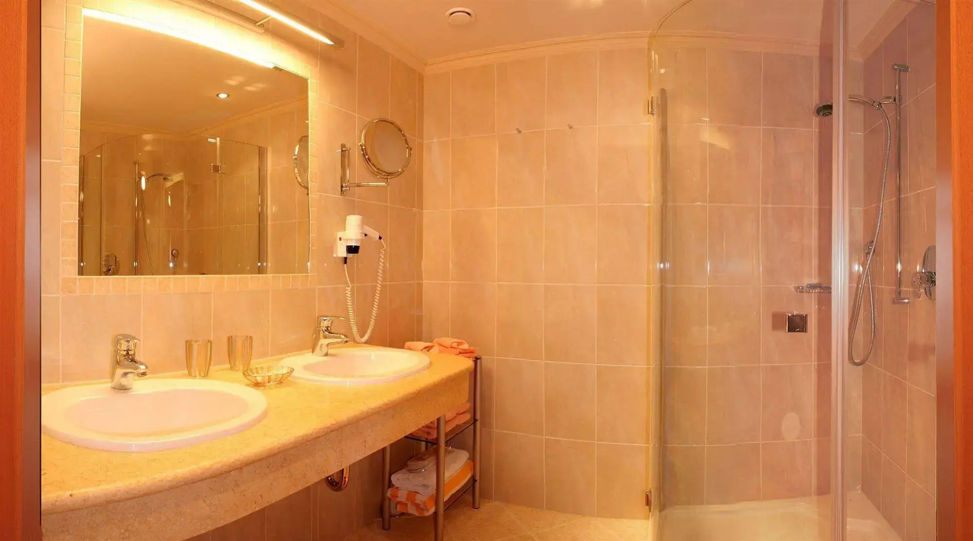 Alpenhotel Karwendel - Adults Only