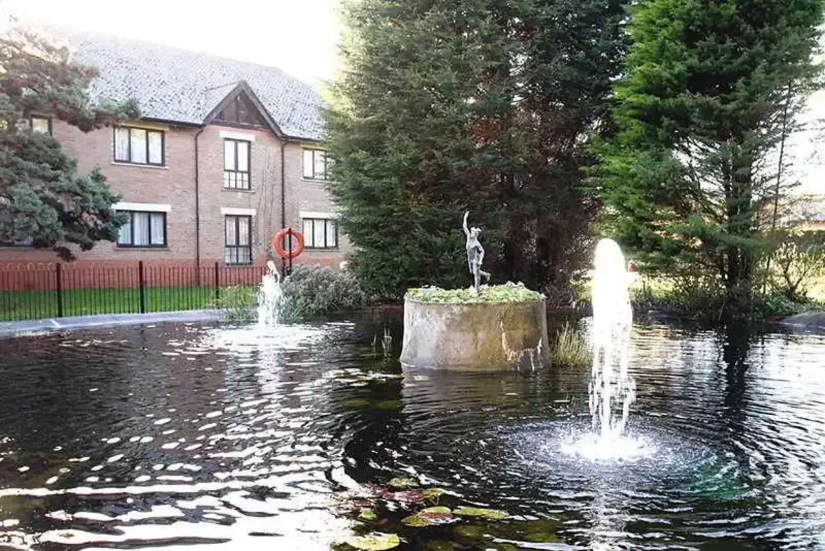 Redwood Hotel  Country Club