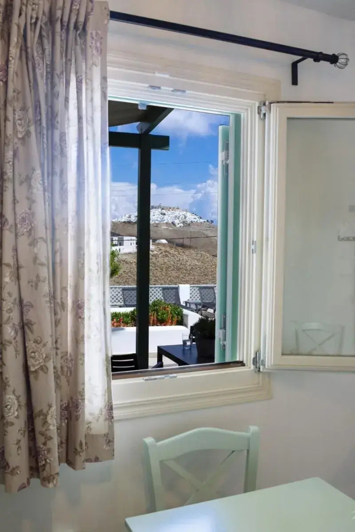 Aelia Apartments & Suites