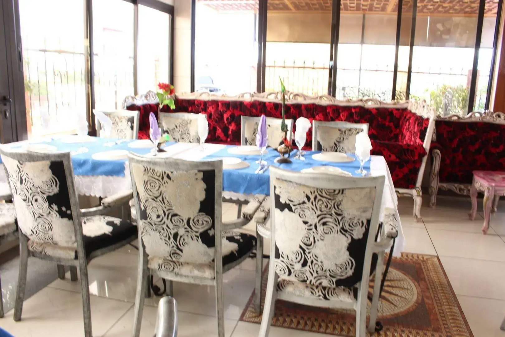 Tou'Ngou Hotel