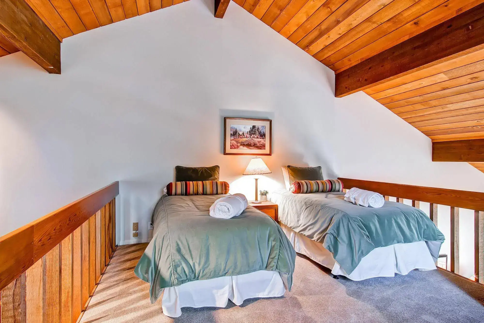 Ridgepoint Townhomes by East West Hospitality