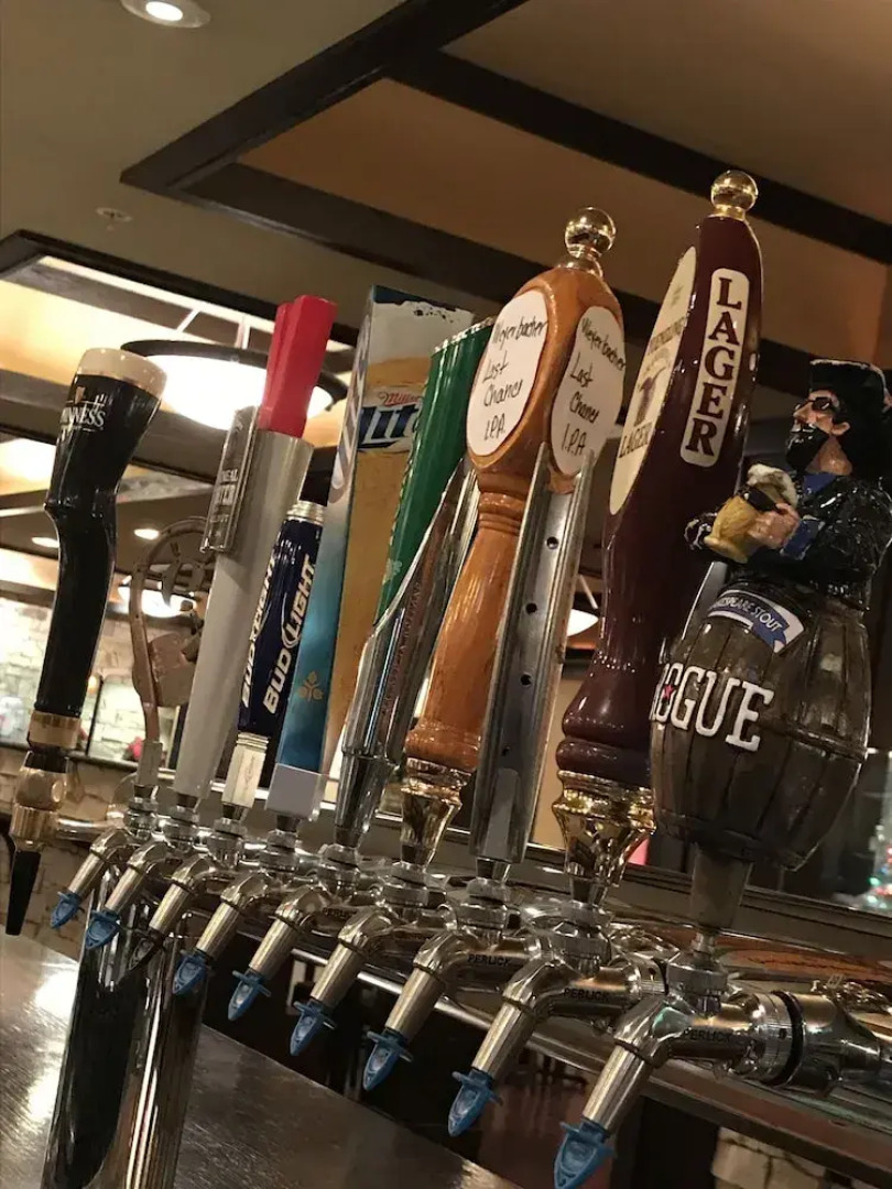 Waynebrook Inn, Est 1865