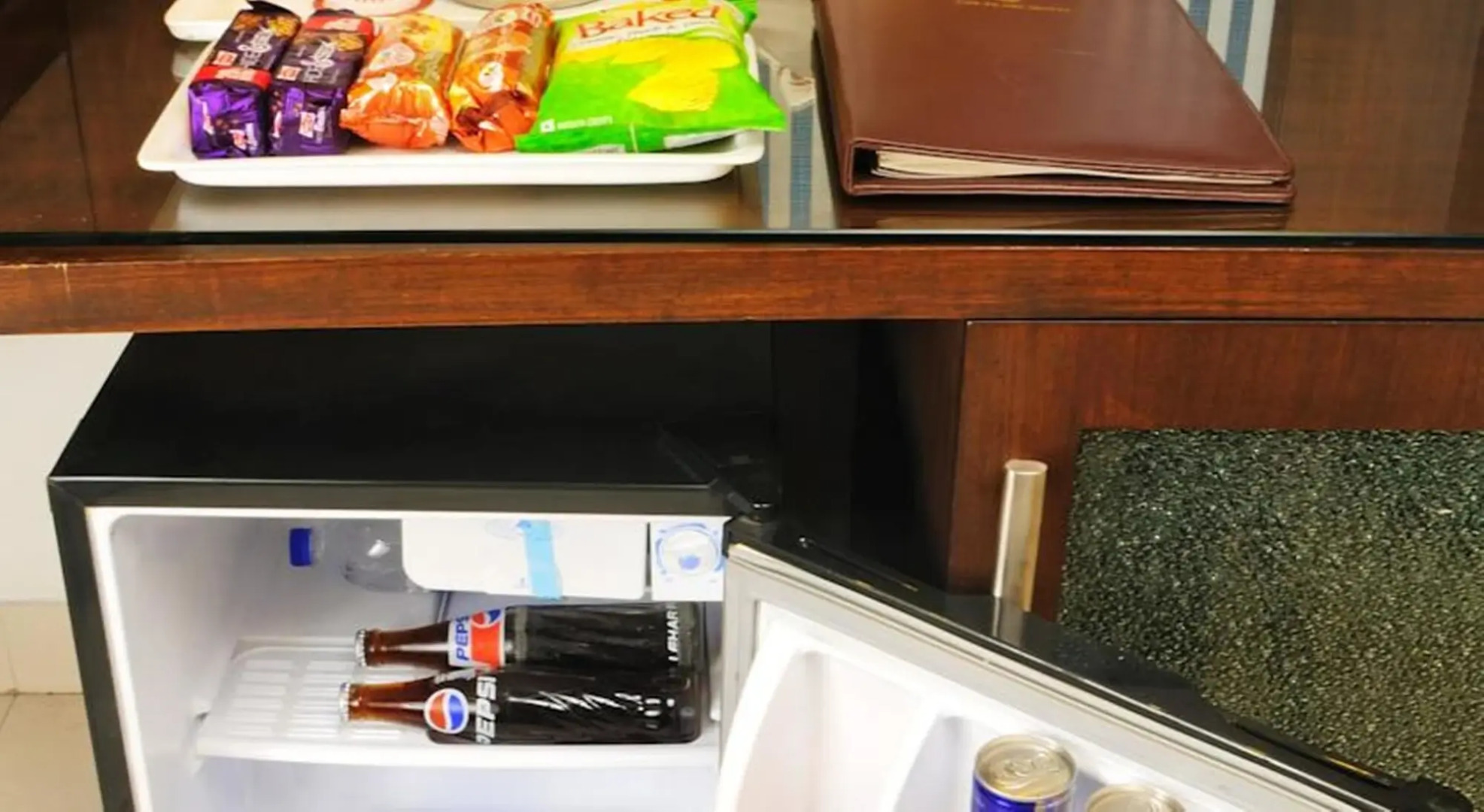 Hotel The Pearl - Newly Renovated in City Centre