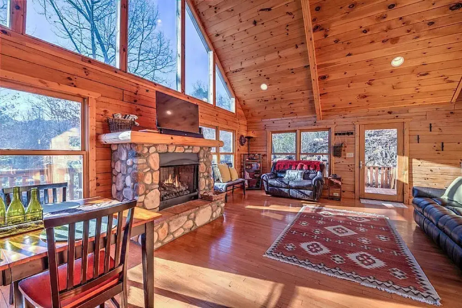 Sunrise Ridge - 3 Br Cabin