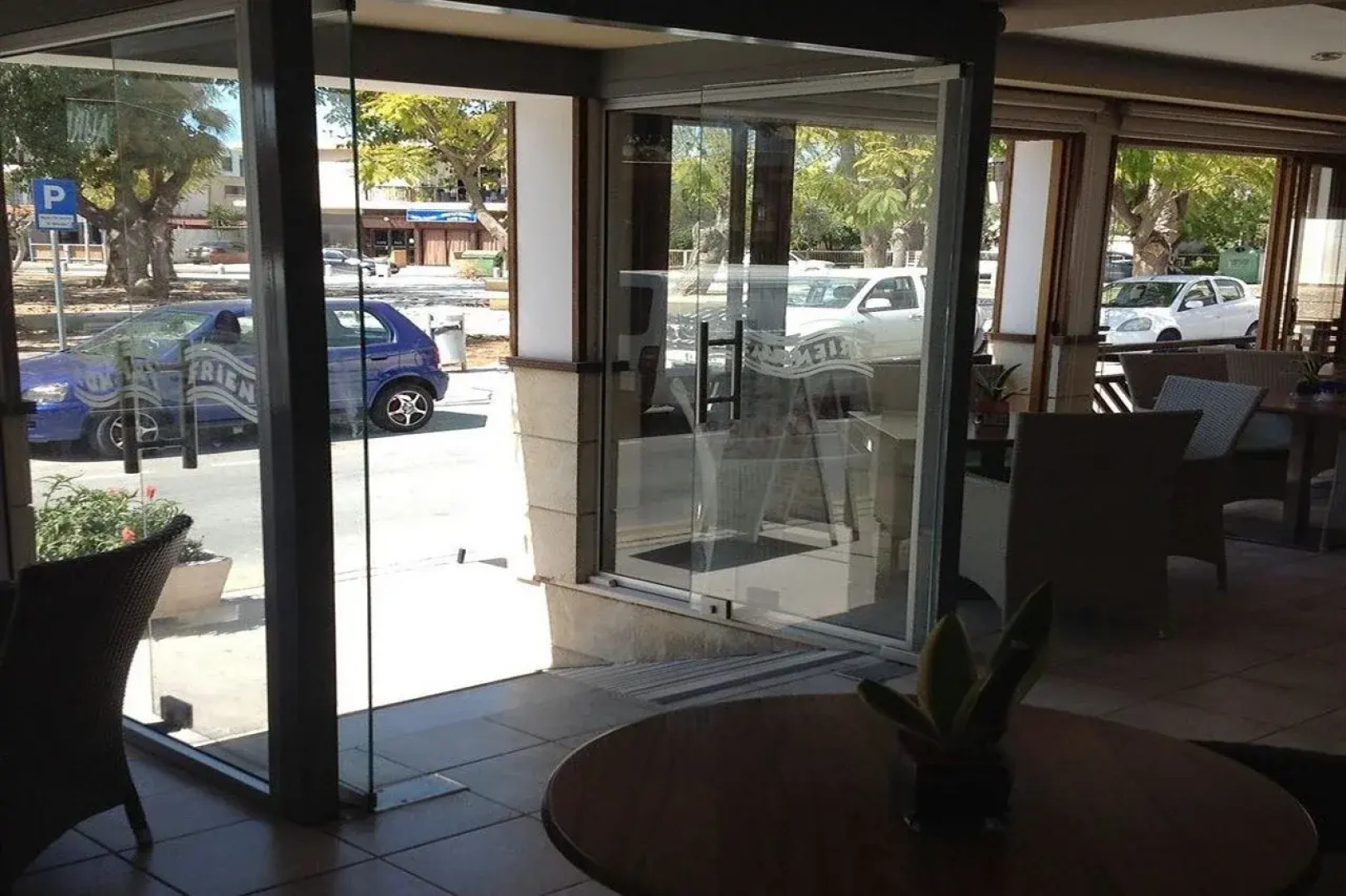 Alecos Hotel Apartments