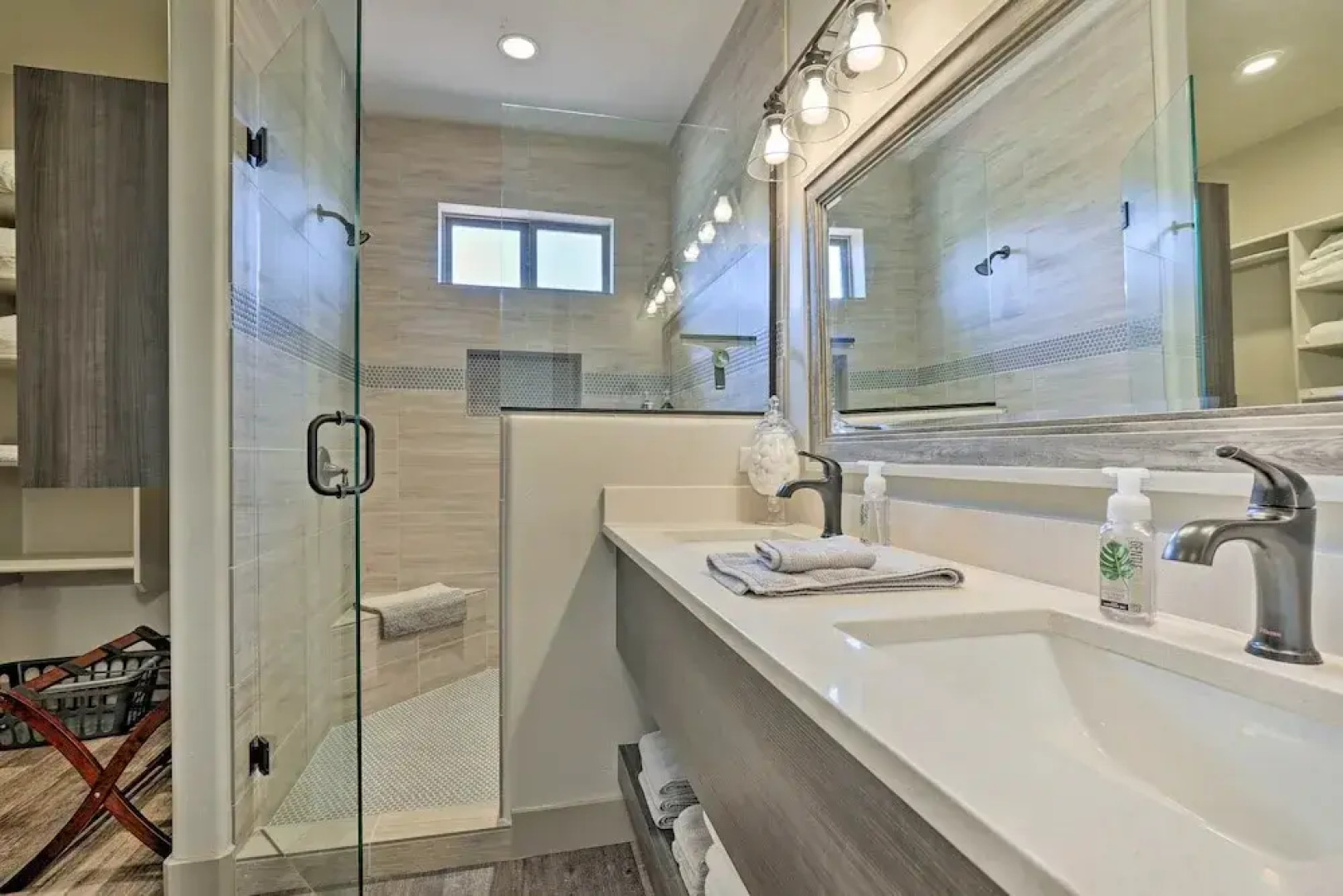 Day Trip to Zion: Home w/ Fire Pit & Pool Access