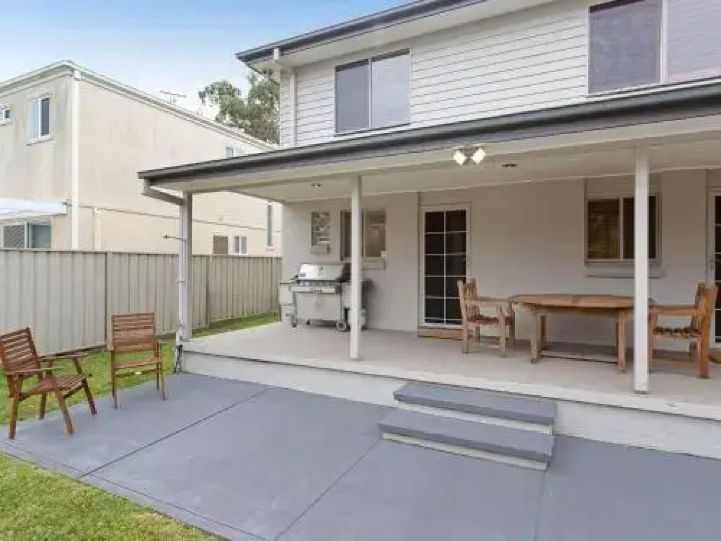 Beauty And The Beach', 88 Foreshore Drive - Large Home With Wifi And Water Views