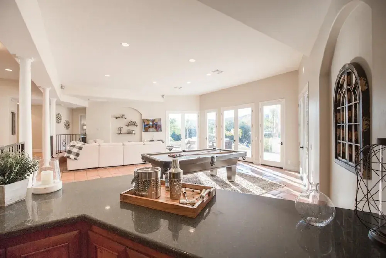 Grapevine by AvantStay | Secluded Villa | 4 Acres of Vineyards & Avo Groves!