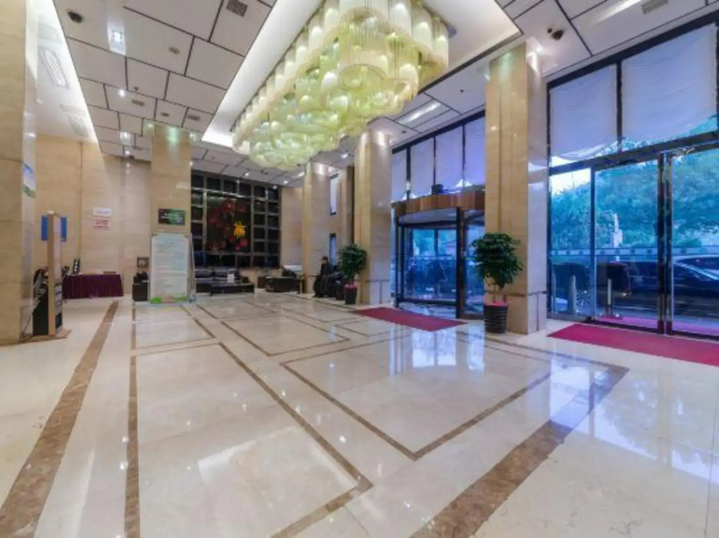 Shen Long Media Hotel