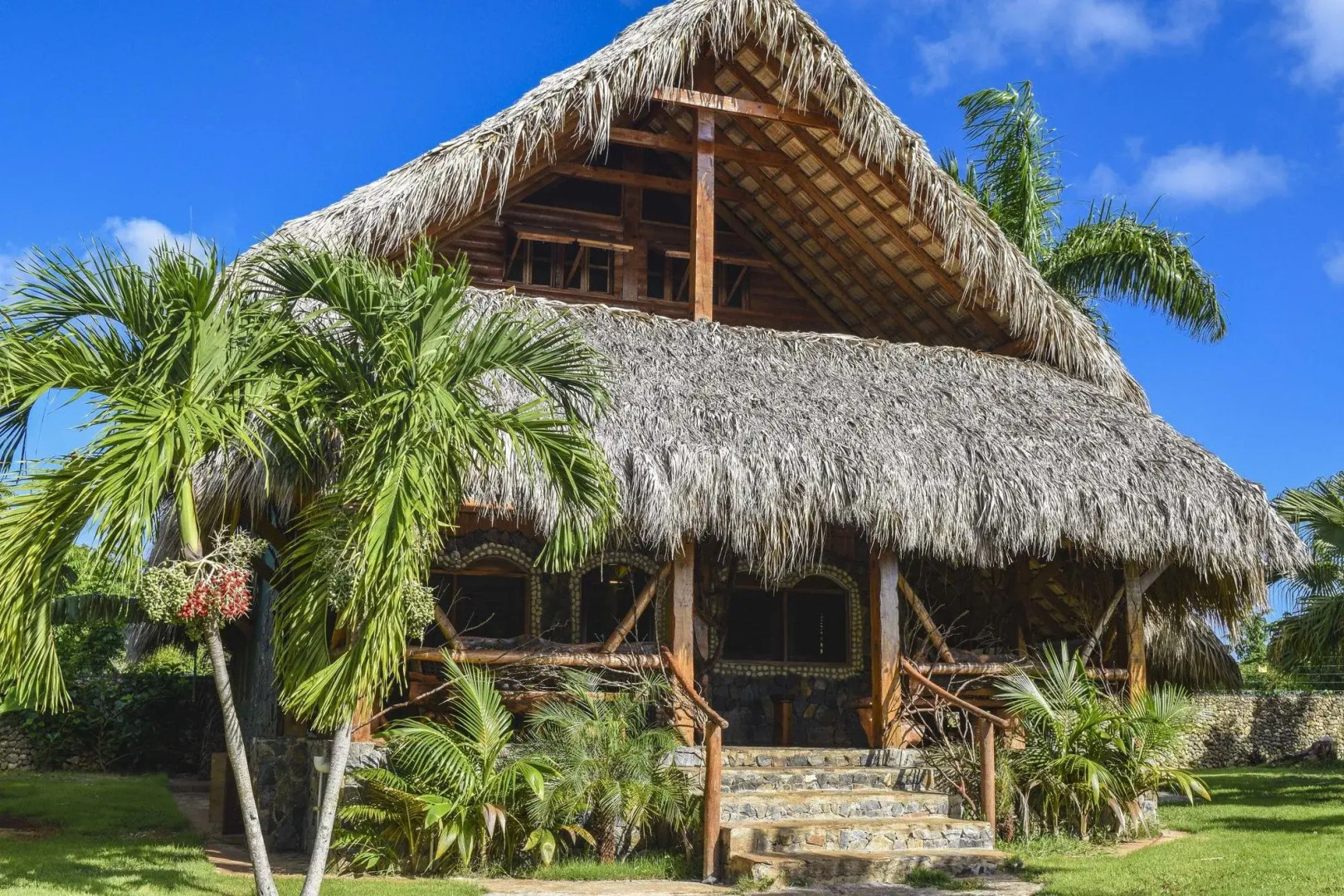 CHALET TROPICAL Hotel & Restaurant-Pizzeria