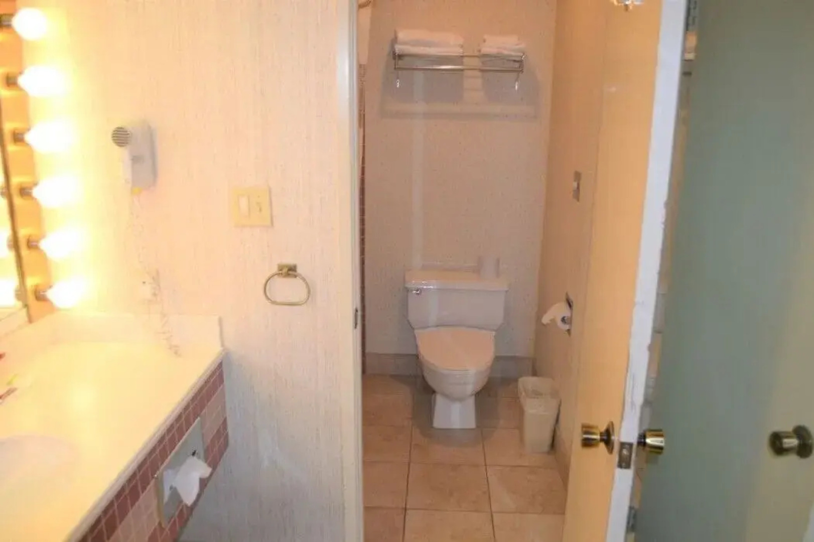 Merced Inn and Suites