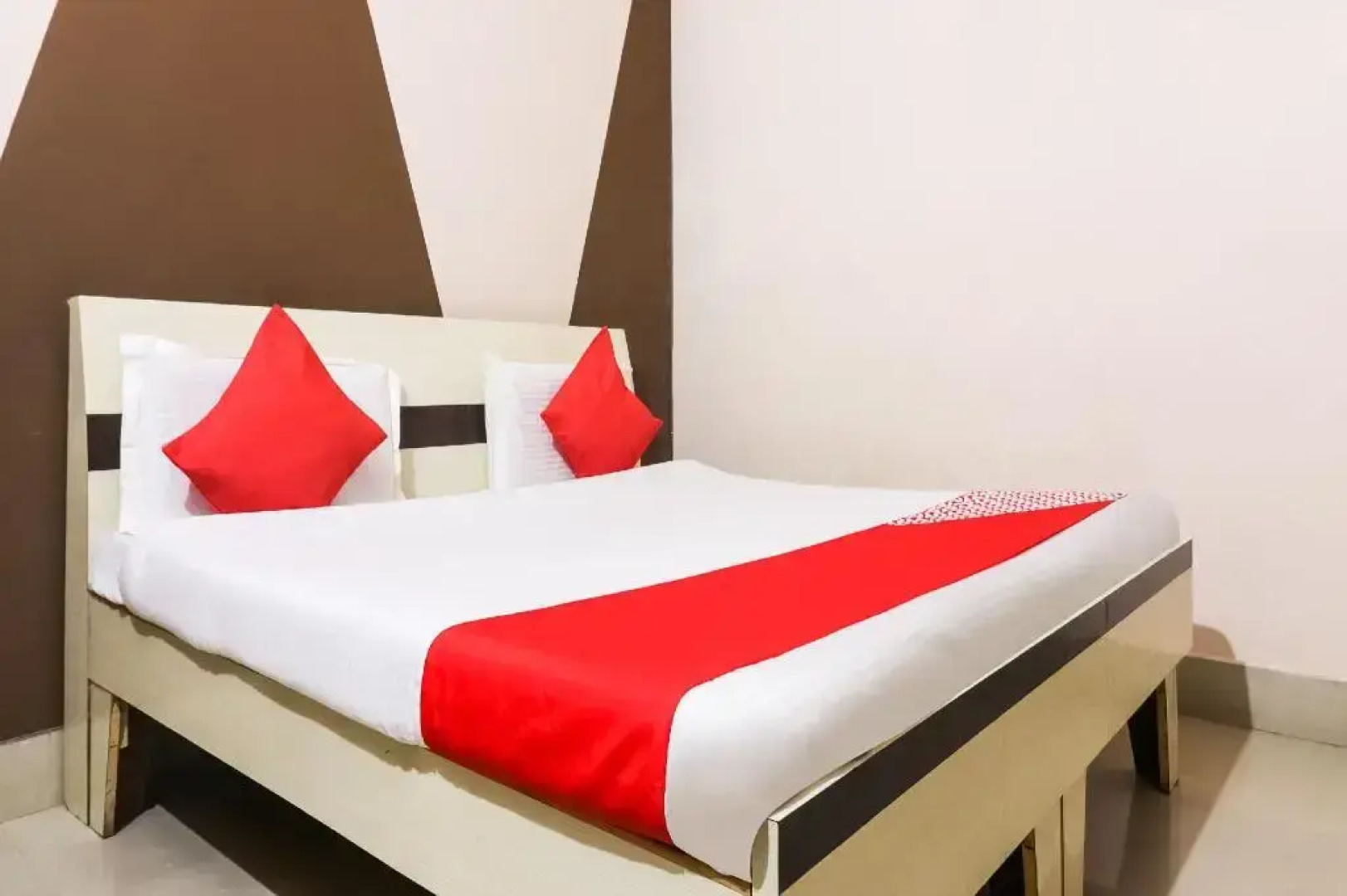 Green World by OYO Rooms