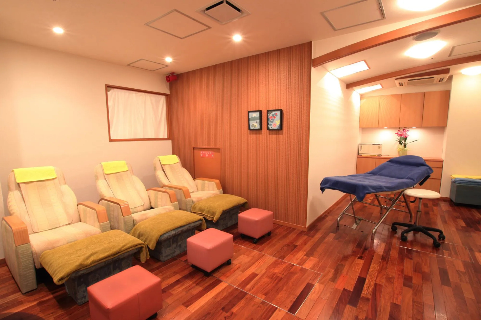 Capsule inn Osaka - Caters to Men