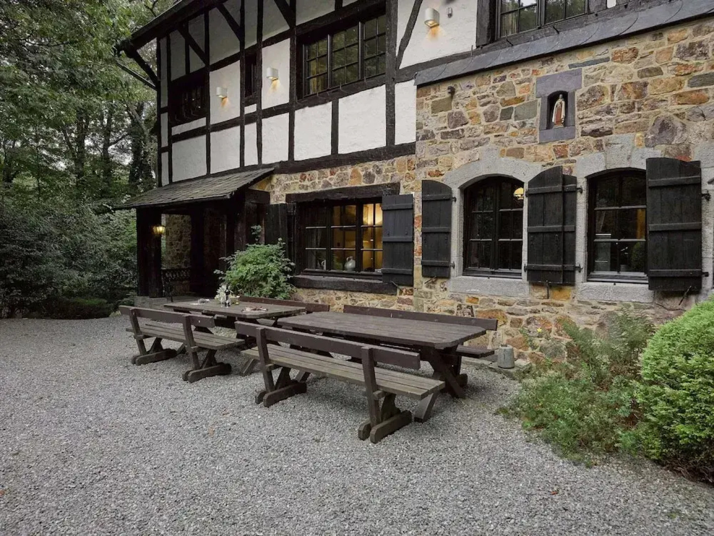 Spacious Villa in Liege