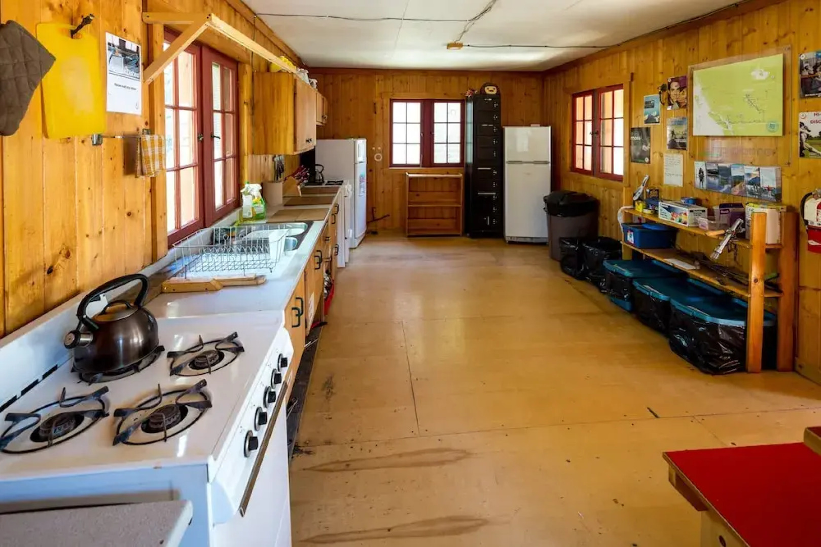 HI-Rampart Creek Hostel