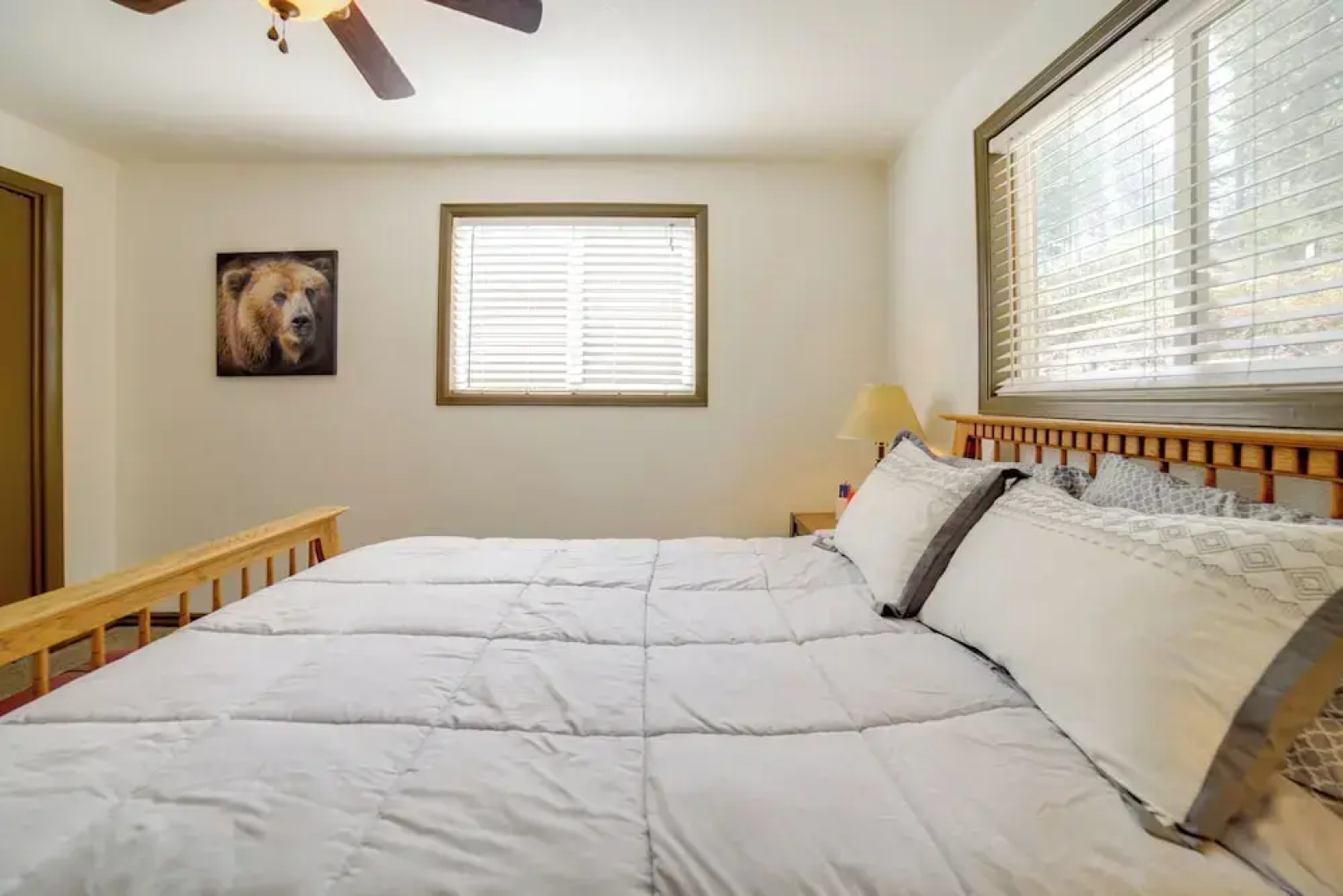 Mtn-view Oasis w/ Pool Access in Garden Valley