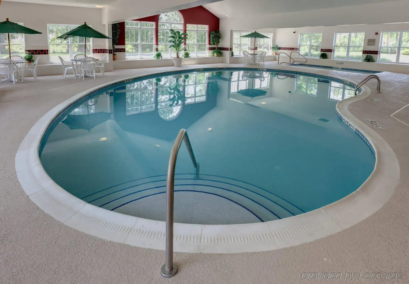 Holiday Inn Express & Suites Columbus Airport East by IHG