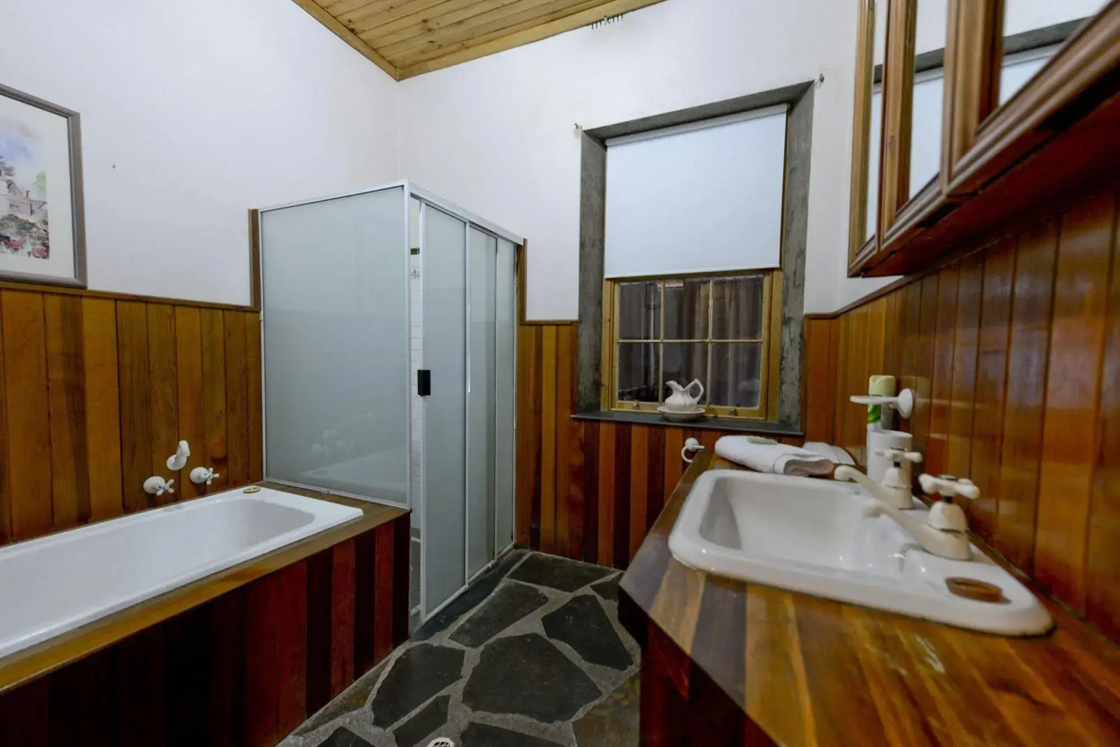 Reillys Wines Heritage Cottages