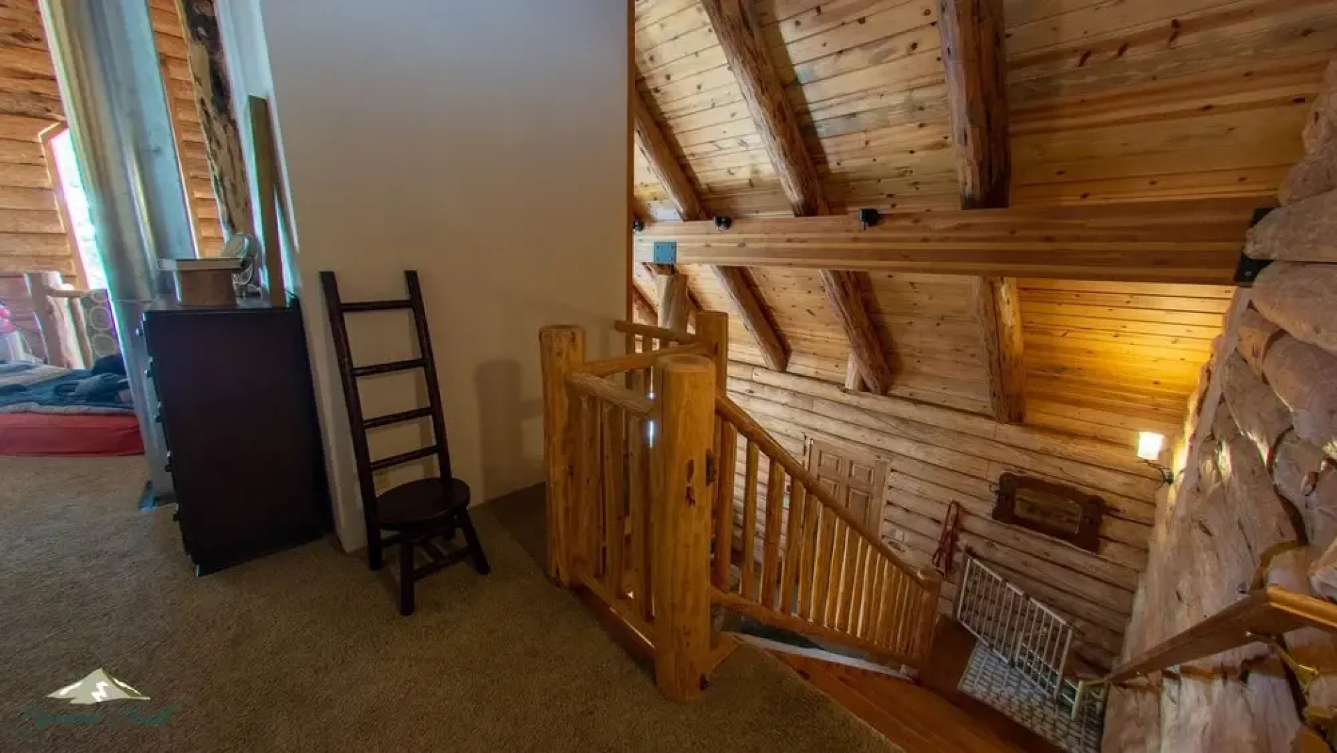 Meadow Out Luxury Cabin