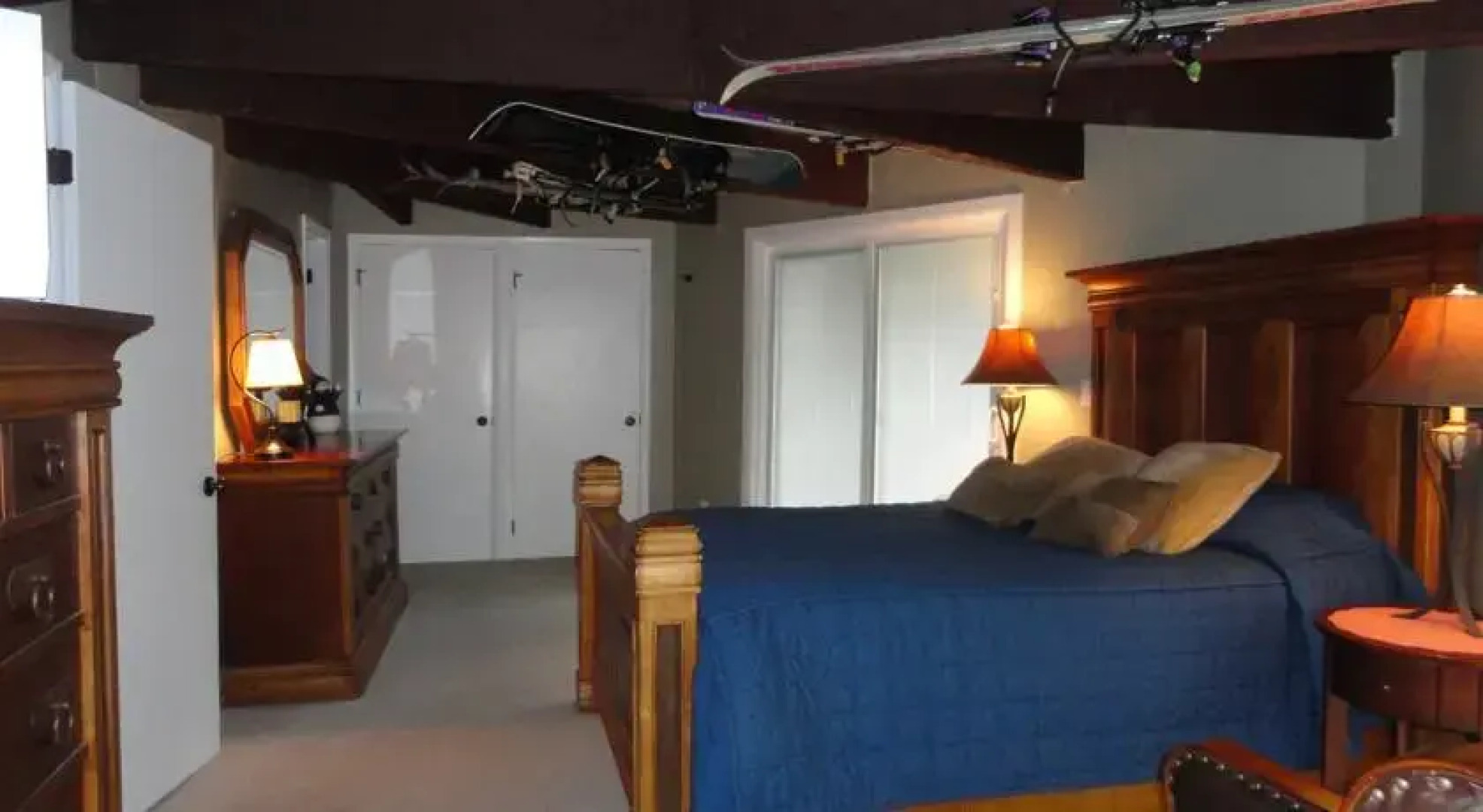 Skiview Cabin by VCI Real Estate Services